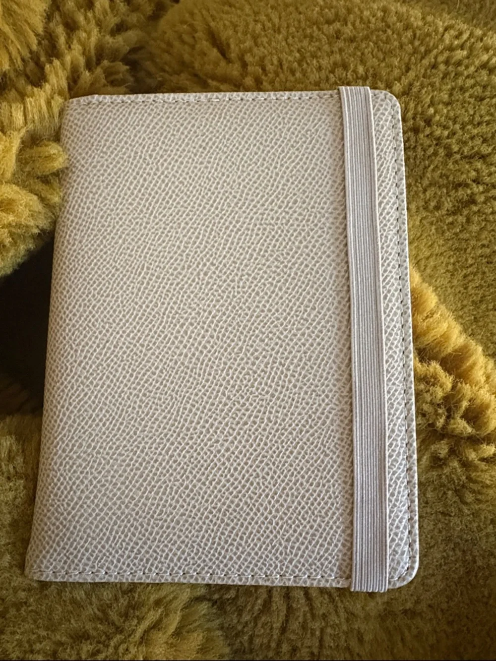 The Foldie Classic Tan Textured Passport Card Holder